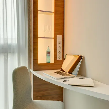 Hey Lou Monheim am Rhein