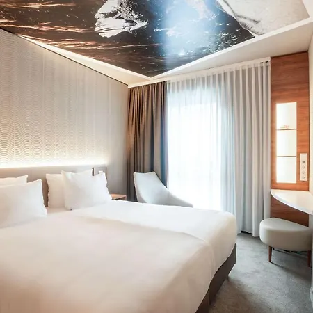 Hey Lou Monheim am Rhein