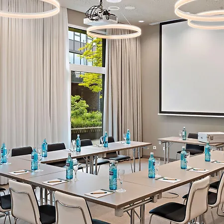 Hey Lou Monheim am Rhein