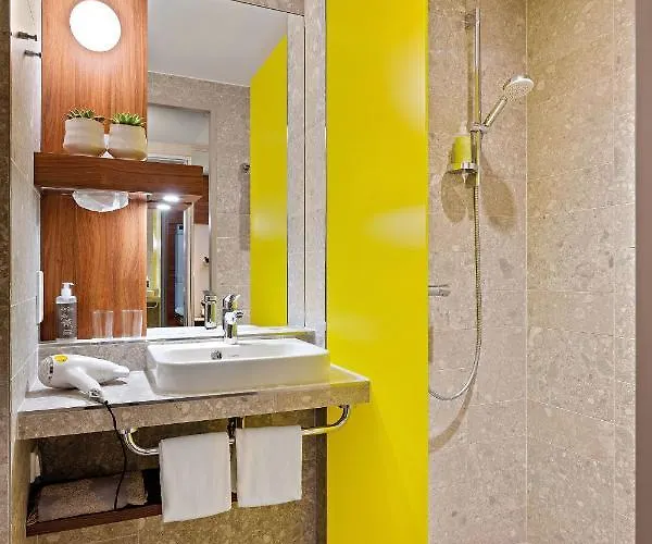 Hey Lou 3* Monheim am Rhein