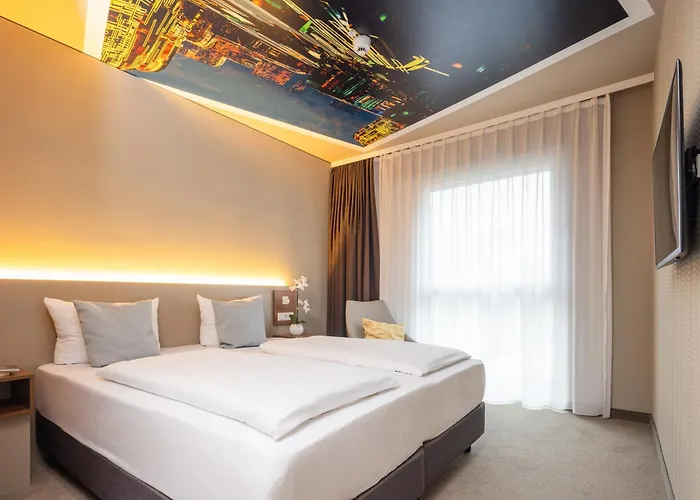 Hotel Styles Monheim 3*